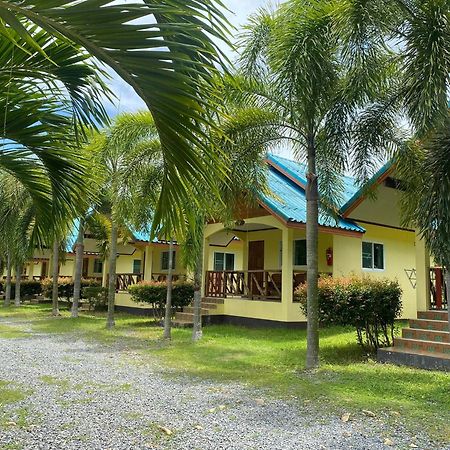 Baanrimklong Bungalow Koh Chang Esterno foto