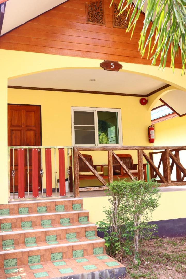 Baanrimklong Bungalow Koh Chang Esterno foto