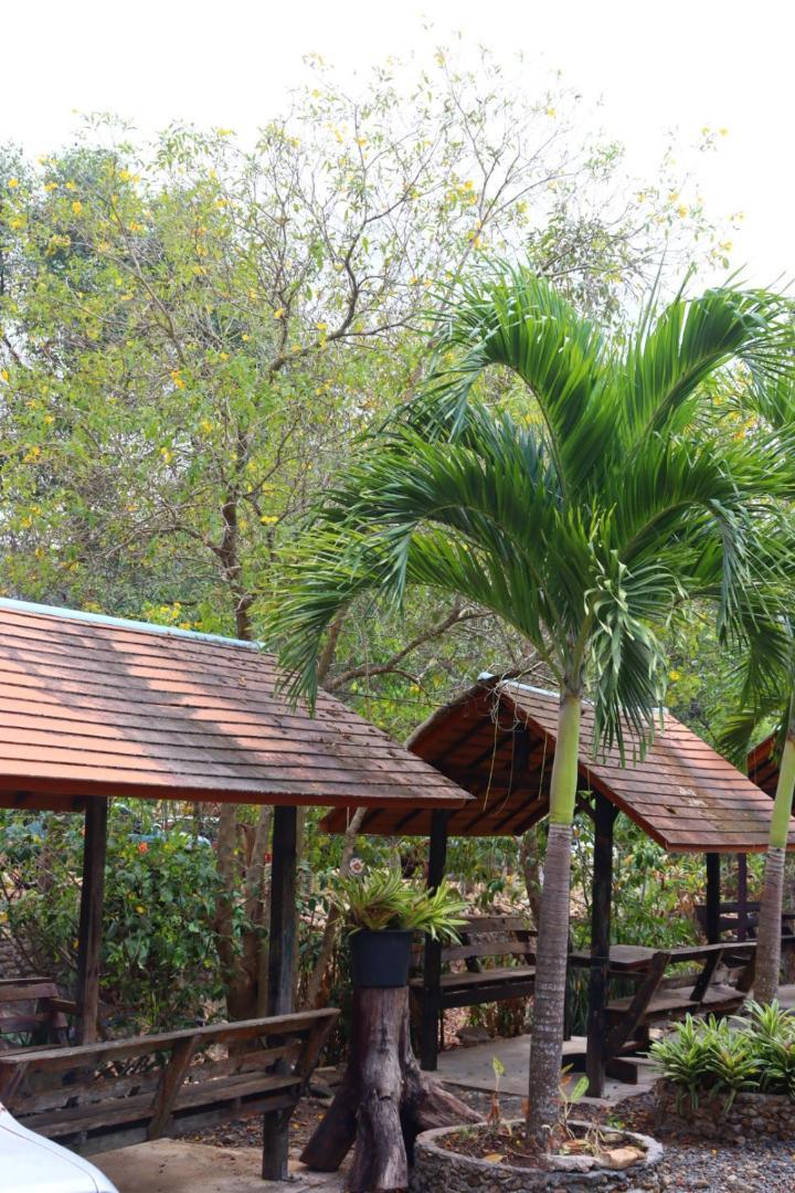 Baanrimklong Bungalow Koh Chang Esterno foto