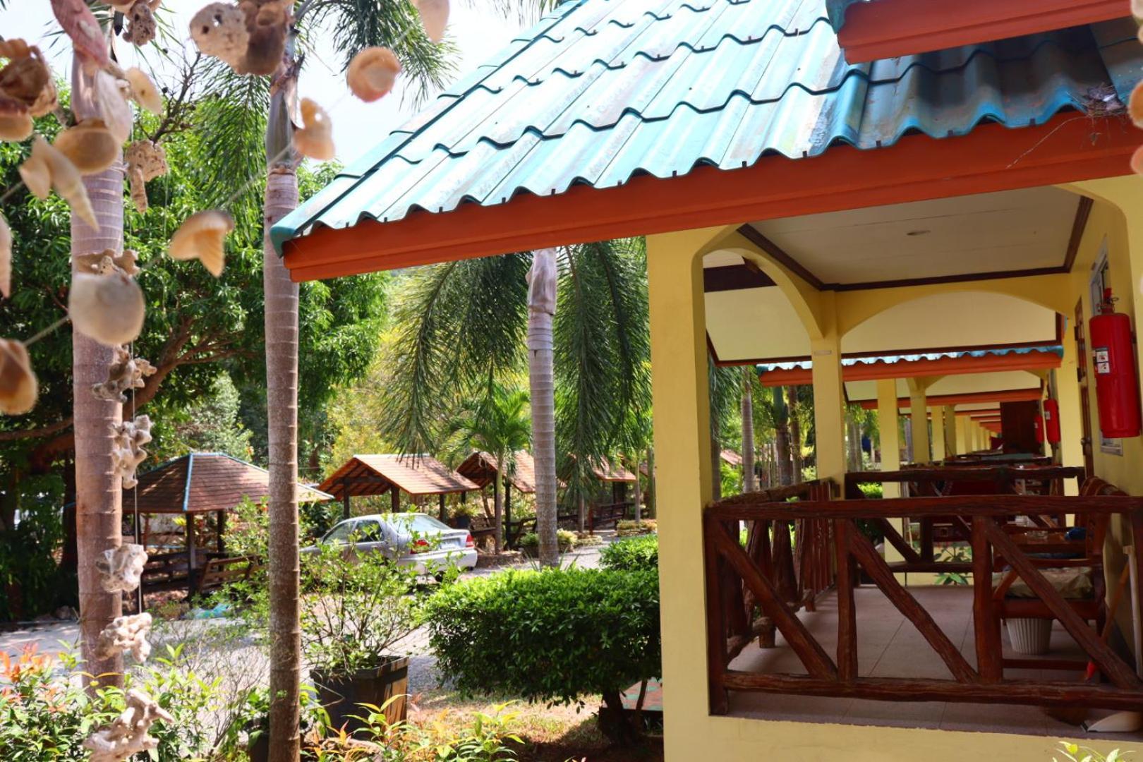 Baanrimklong Bungalow Koh Chang Esterno foto
